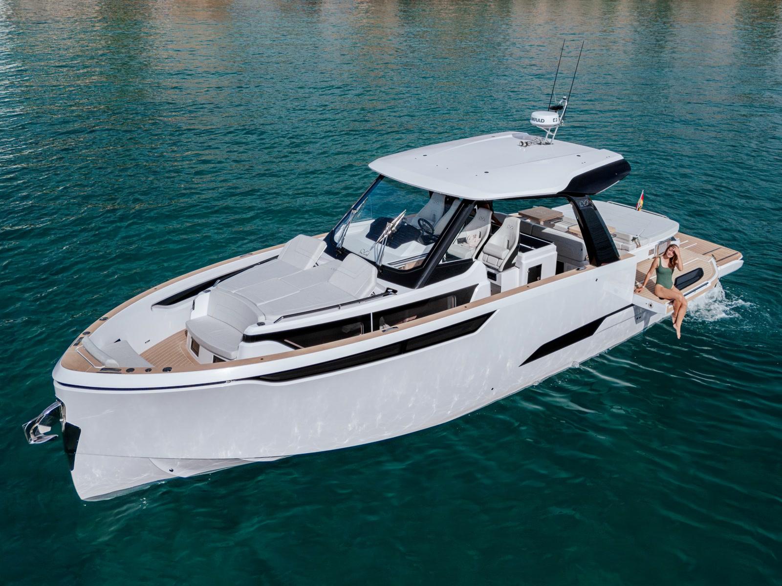 Level Yachts 43ST 2